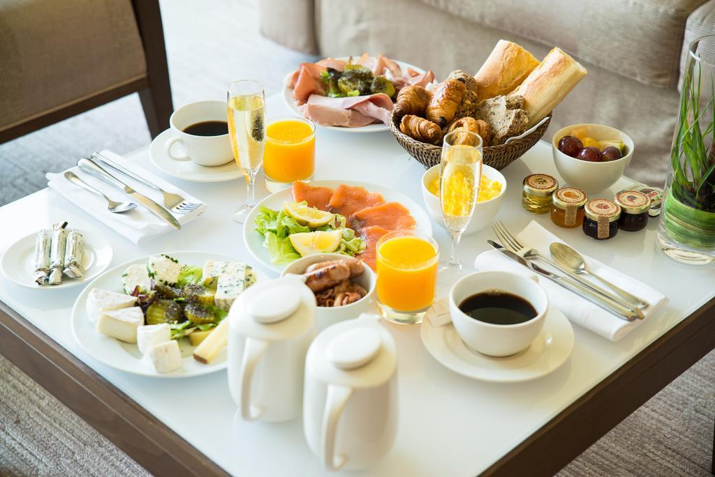 Hotel Barriere Ribeauville ภายนอก รูปภาพ