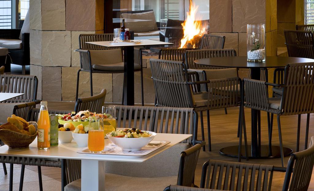 Hotel Barriere Ribeauville ภายนอก รูปภาพ